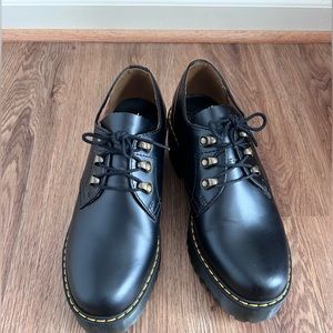 Dr Martens Leona Lo Oxfords